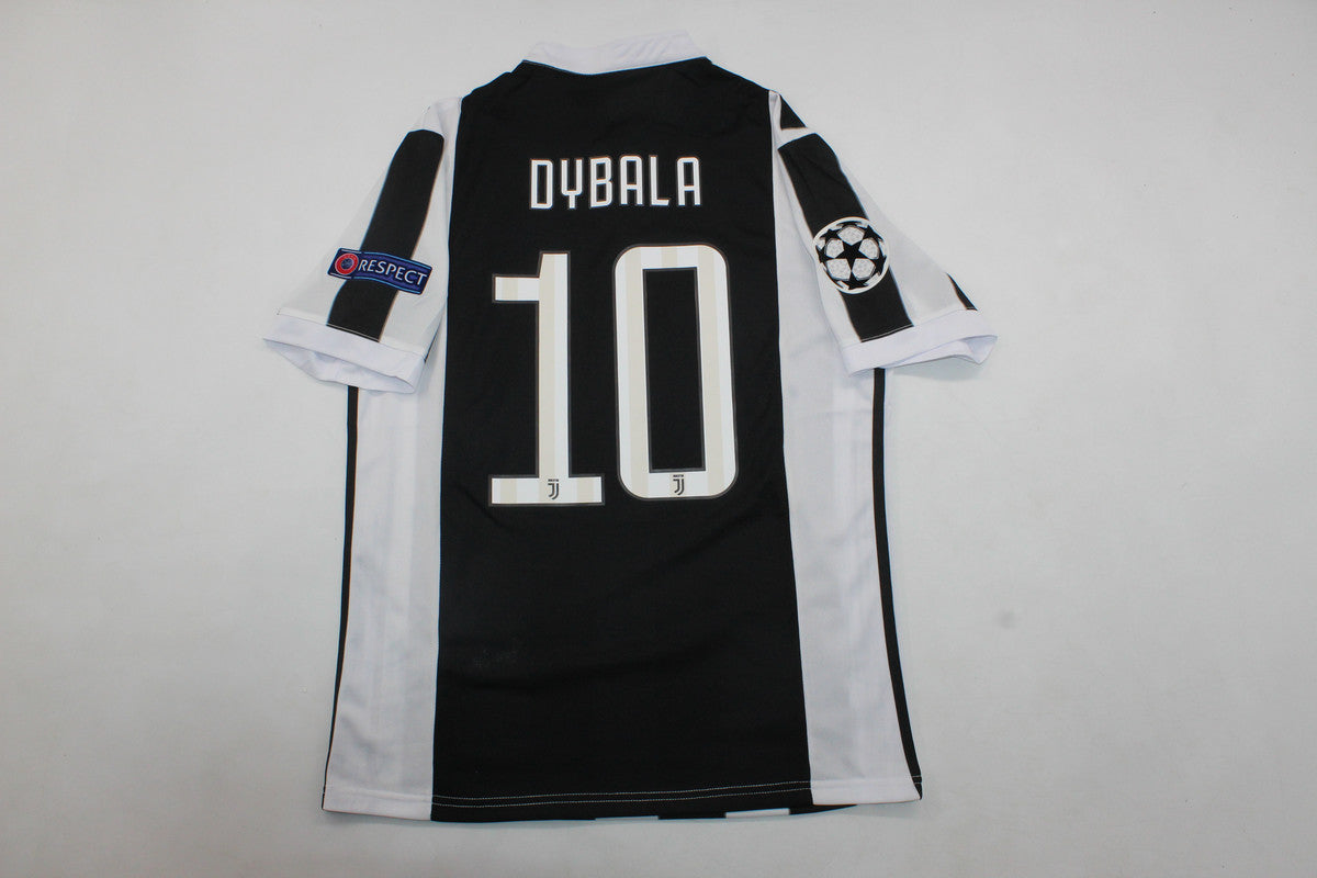 Juventus 17-18 Local