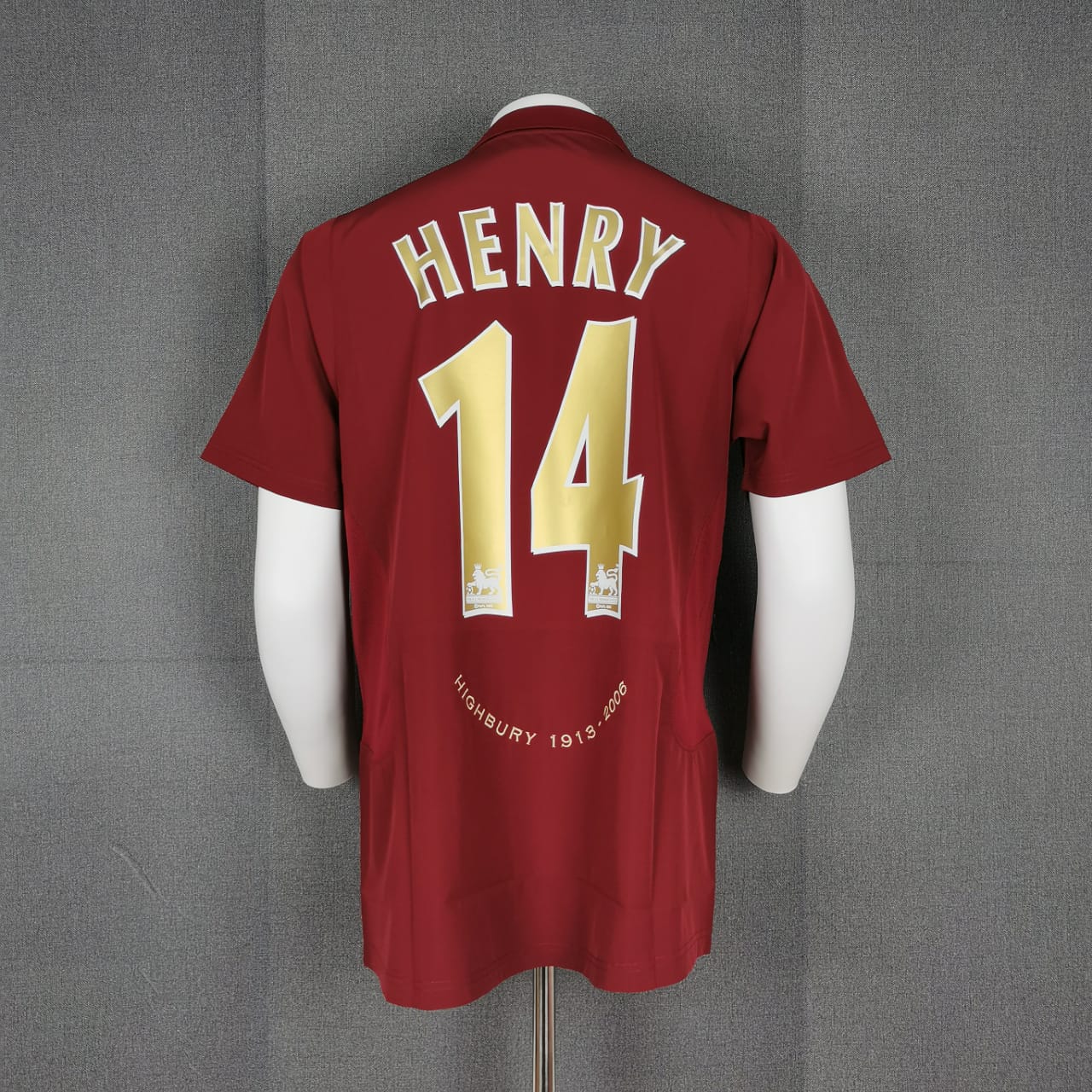 Arsenal 05-06 Home