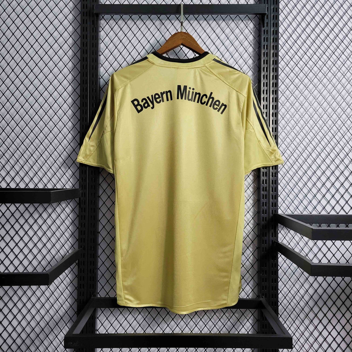 Bayern Munich 04-05 Away Short Sleeve