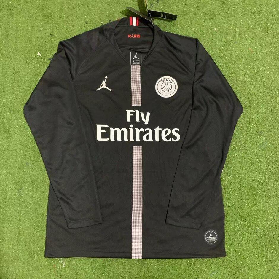 Club : Flocage rouge pour les nouveaux maillots du PSG | CulturePSG Club : Flocage rouge pour les nouveaux maillots du PSG | CulturePSG