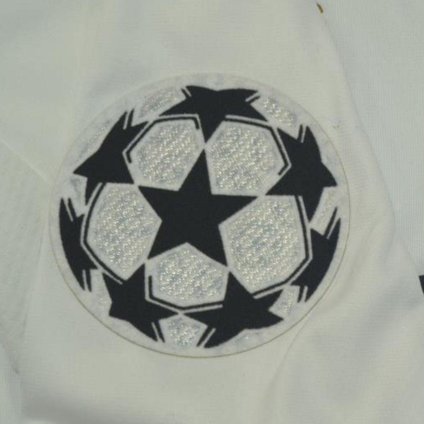 Real Madrid 2011-12 Local Adidas Dorado — Liquidación talla S