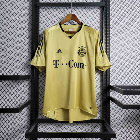 Bayern Munich 04-05 Away Short Sleeve