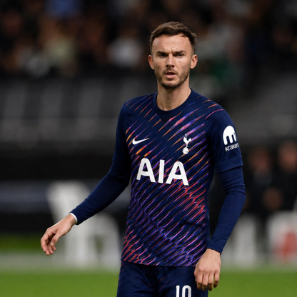 Tottenham 2026/27 visita versión jugador