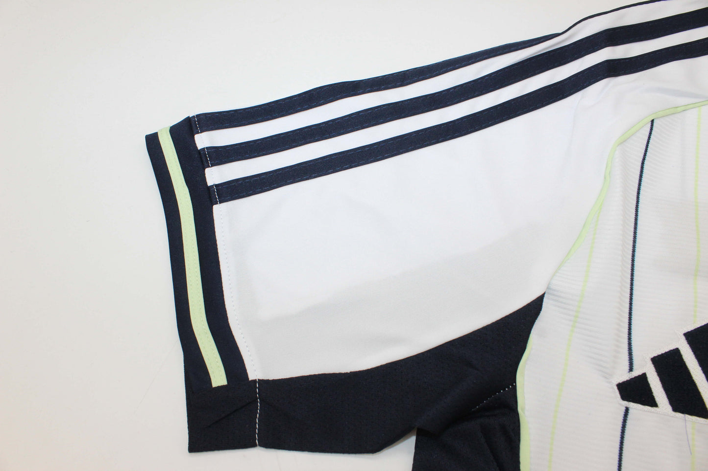 Real Madrid 11-12 Away short sleeve