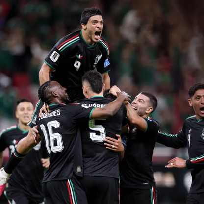 México Tercer Uniforme Negro Manga Larga 2026 – Versión Jugador