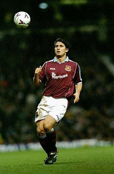 Manchester City 11-12 Home short sleeve