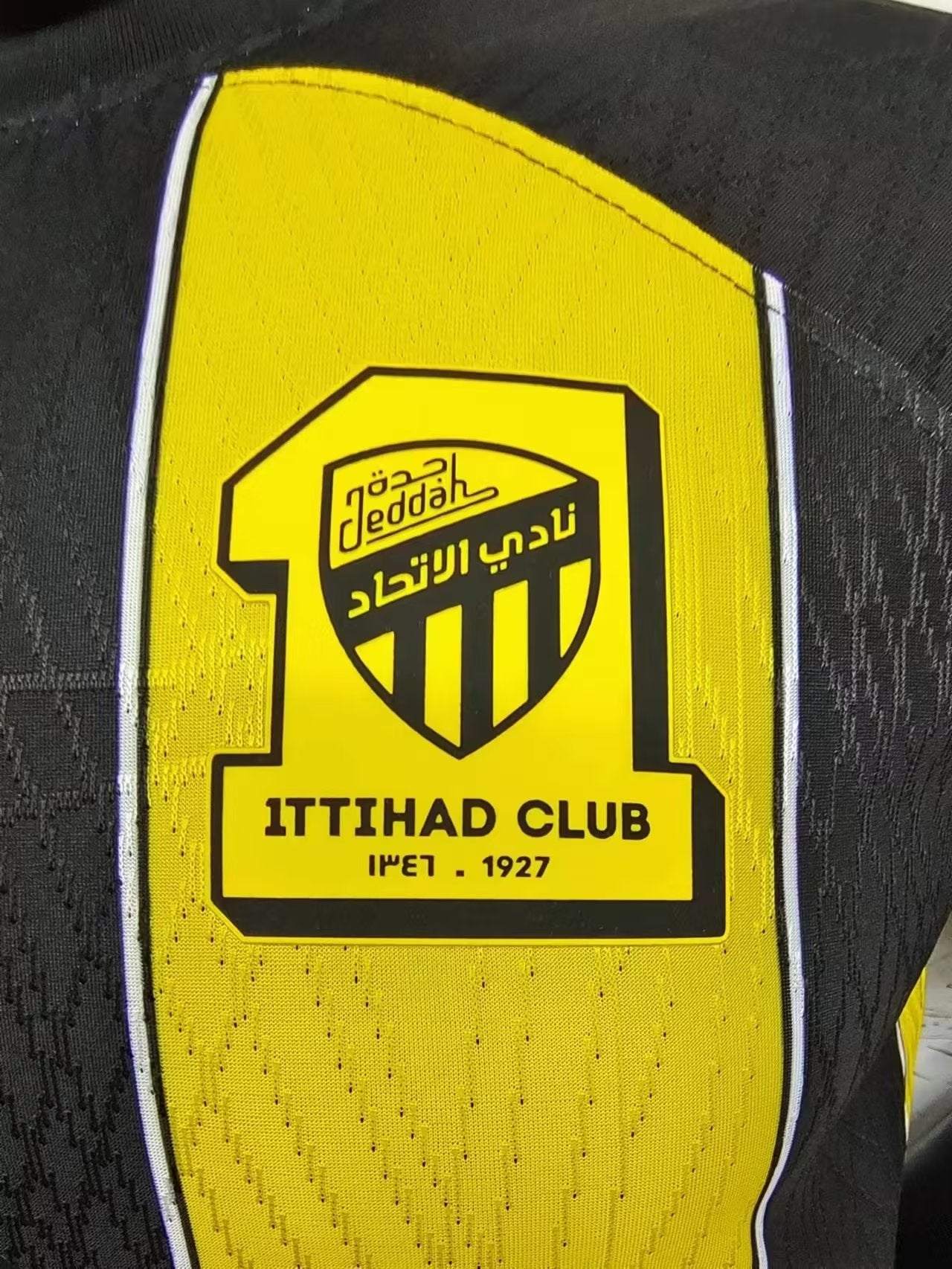 Al Ittihad  23-24 Local versión jugador