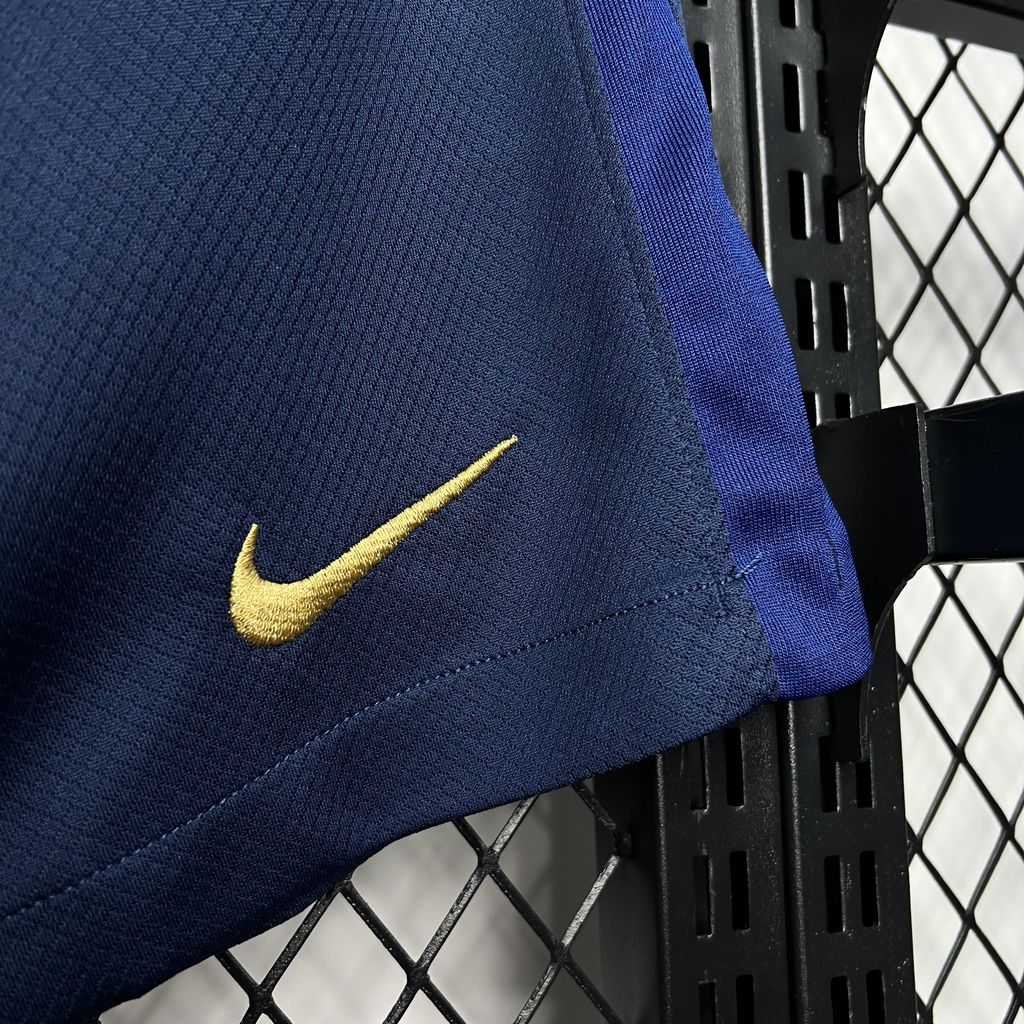 Short Barcelona Local