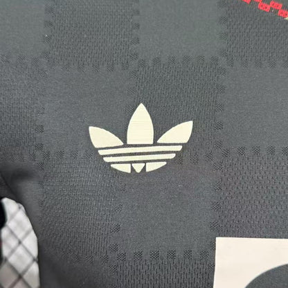 Bayern Munich 25-26 Third kit manga larga versión jugador