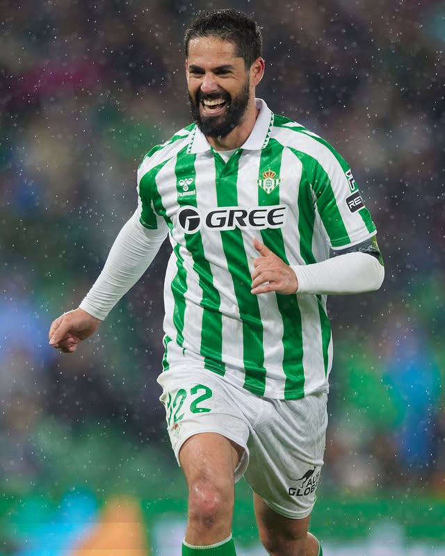 Real Madrid 24-25 Home Fan Version