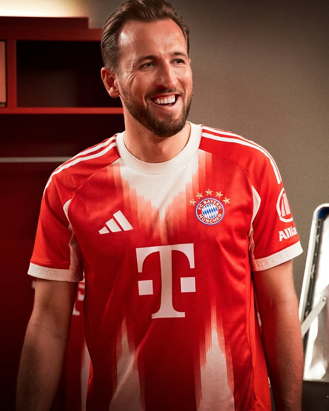 Bayern Munich 25-26 Local versión fan