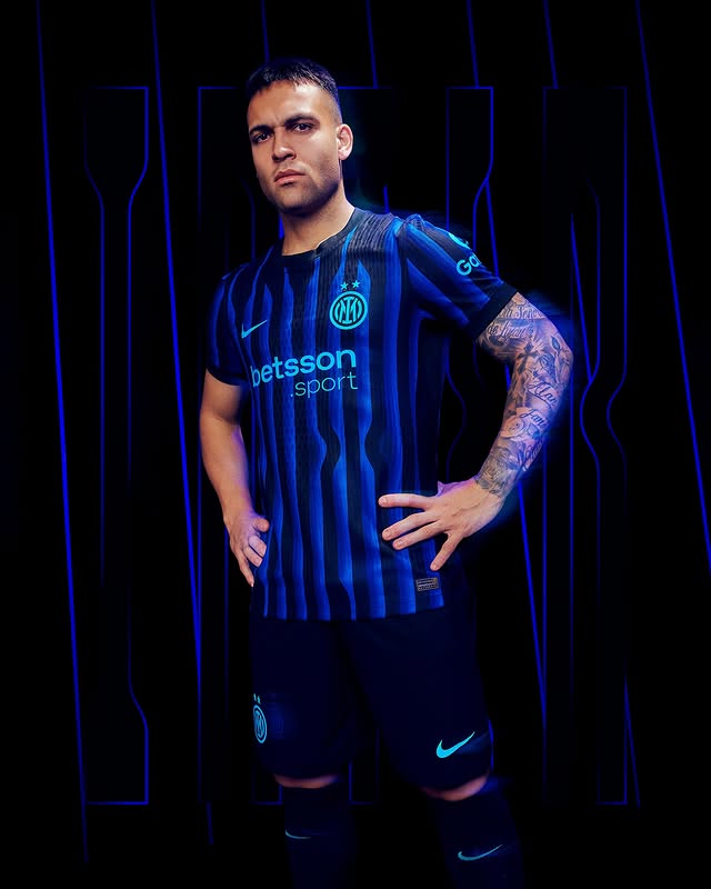Barcelona 24-25 Home fan version