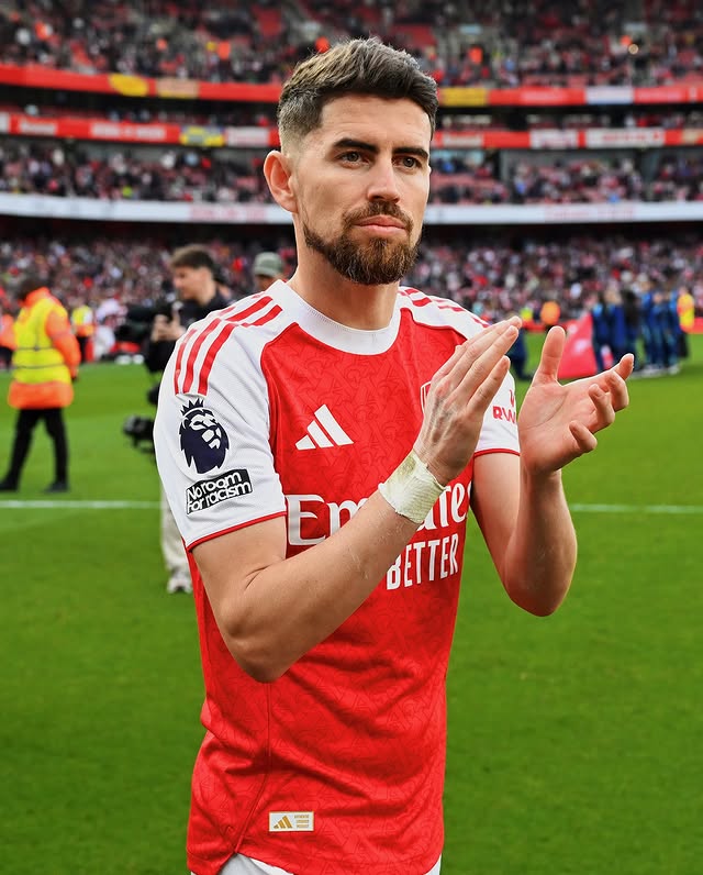 Arsenal 25-26 Local versión fan