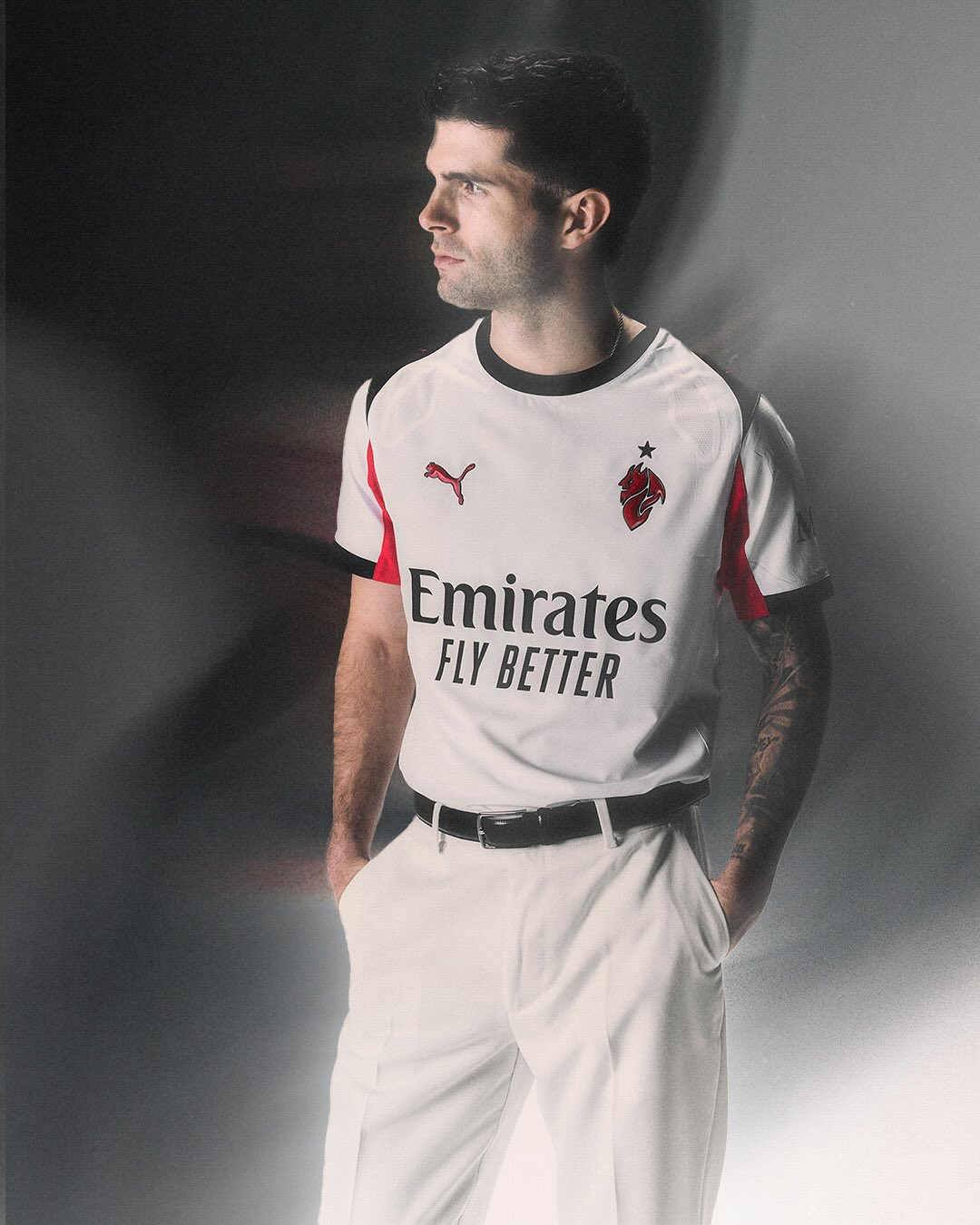 Milan 25-26 Visita versión fan