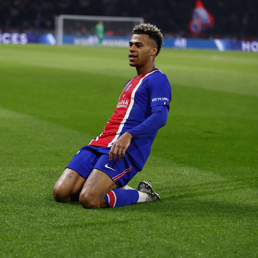 PSG 2026/27 local versión jugador