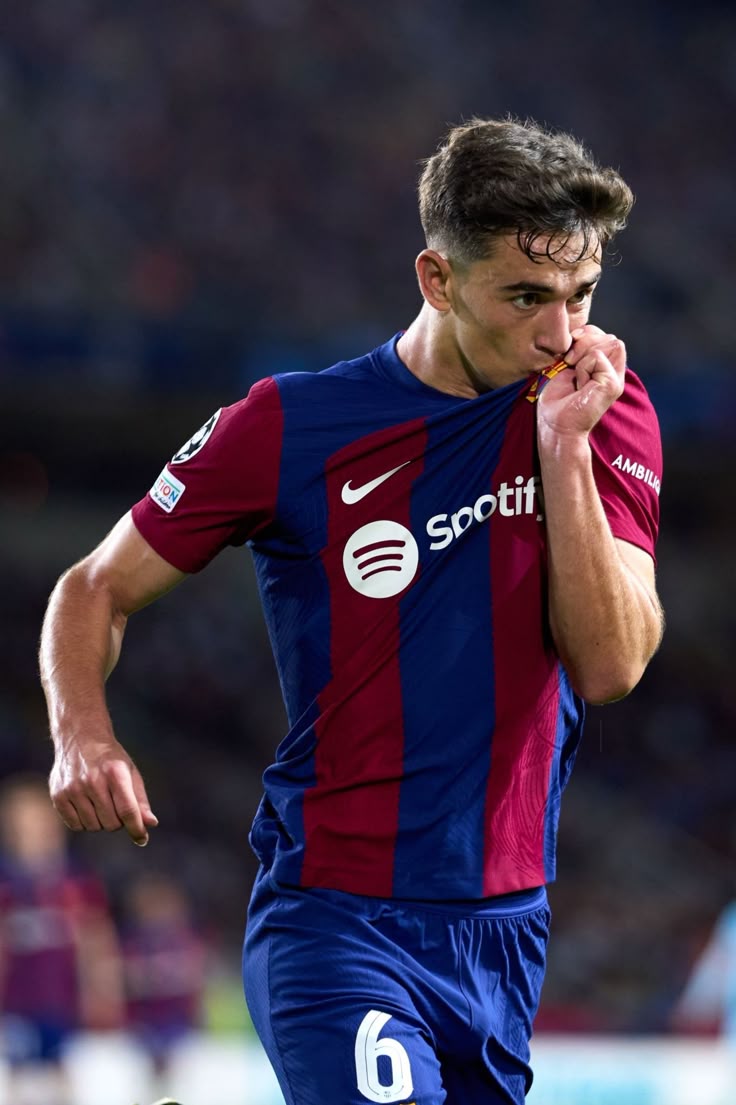 Barcelona 23-24 Local versión fan