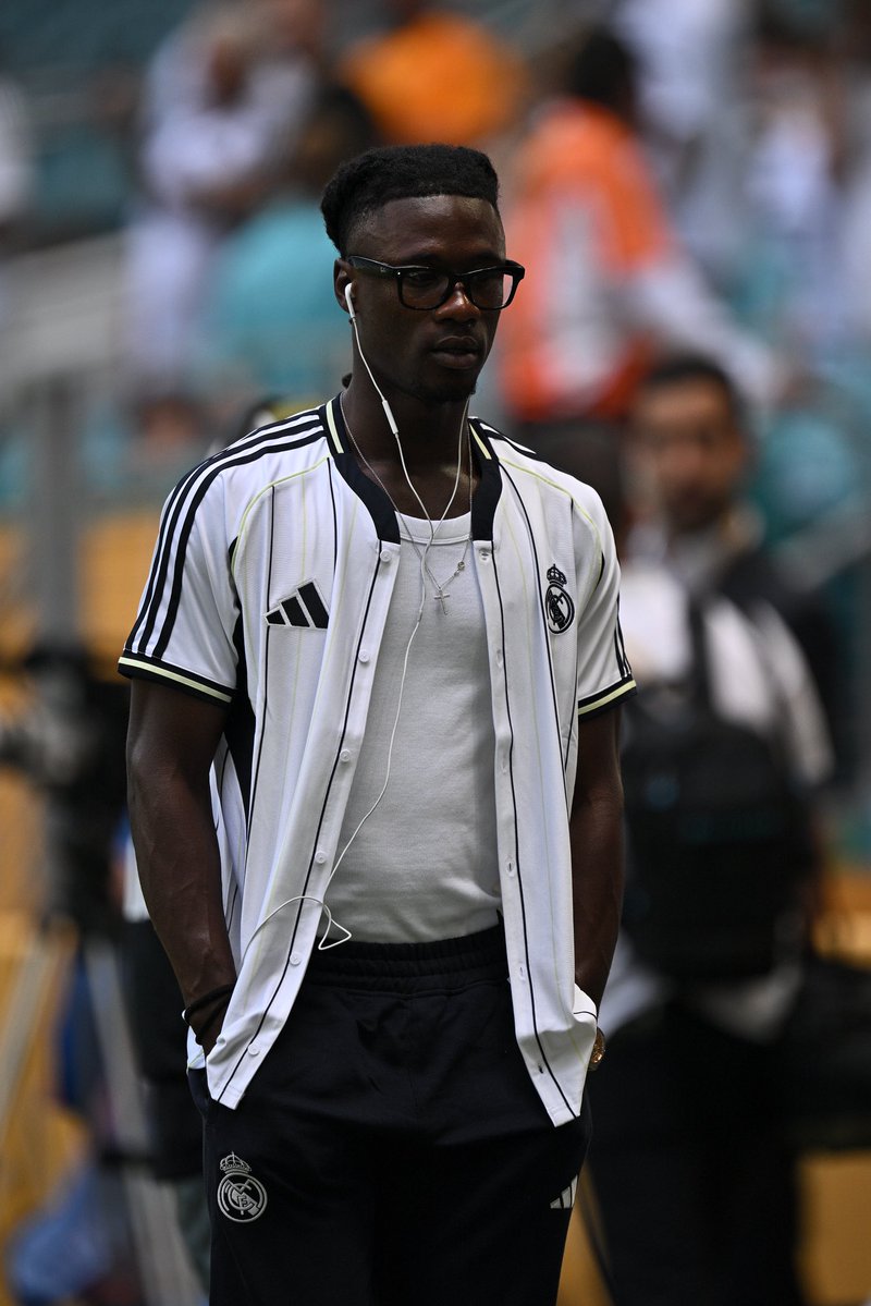 Real Madrid 11-12 Away short sleeve