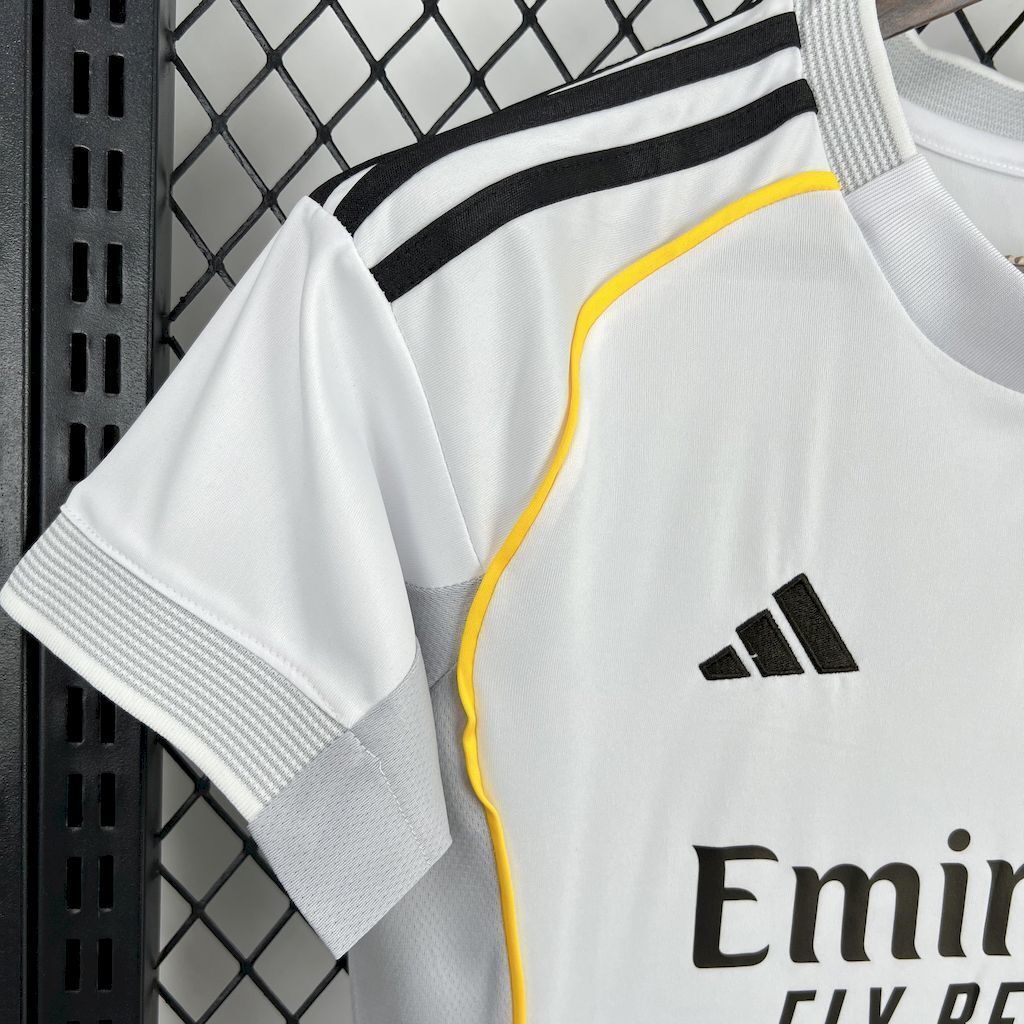 Real Madrid 24-25 Home Fan Version
