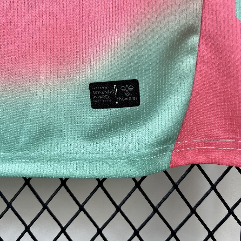 Barcelona 24-25 Home fan version