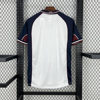 Manchester City 11-12 Home short sleeve