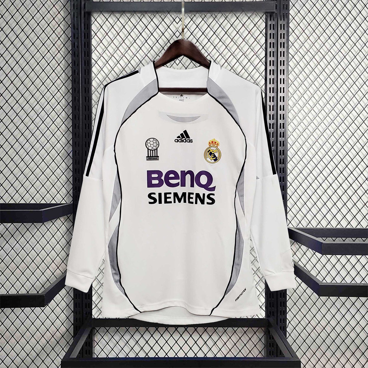 Real Madrid 01-02 Home Long Sleeve