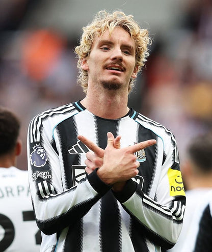 Newcastle United 25-26 Local versión jugador